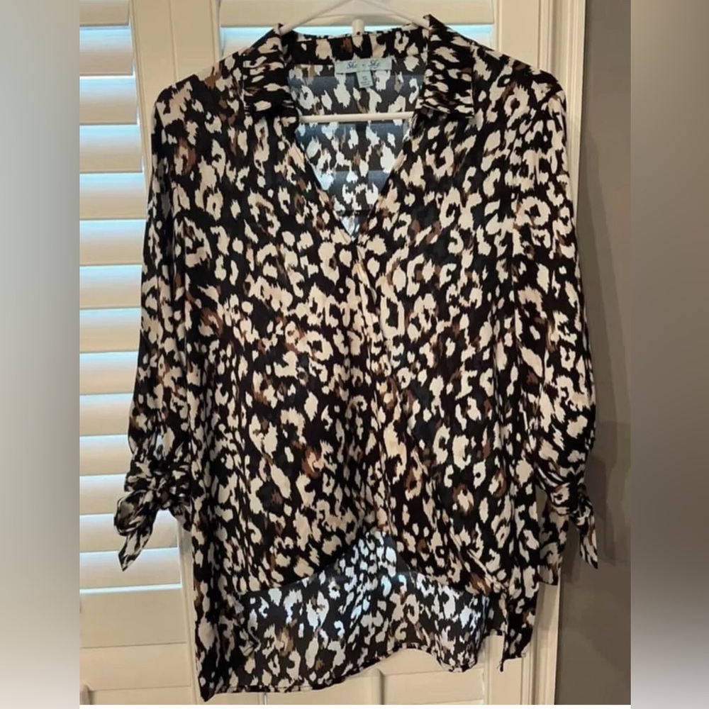 She + Sky Ivory Black Leopard Wrap Front High Low Top With Bow Sleeve Size S